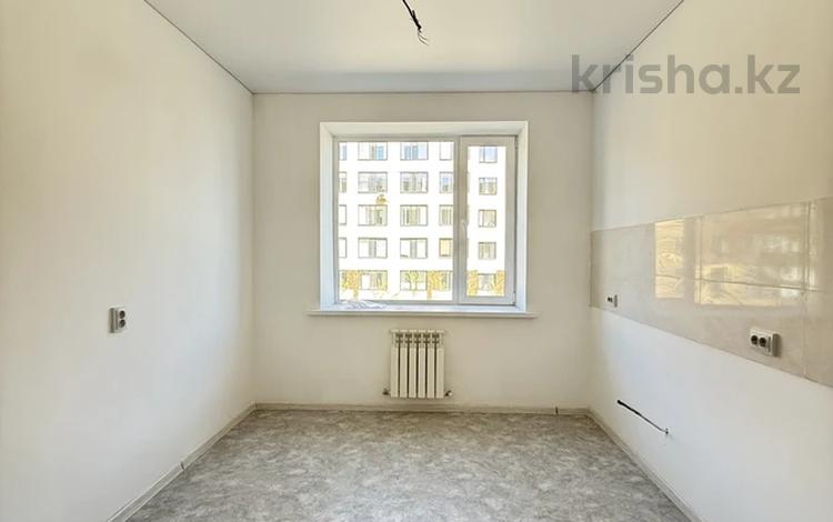 3-комнатная квартира · 80.4 м² · 2/5 этаж, Микрорайон Пригородный Е 744 за 32 млн ₸ в Астане, Есильский р-н — фото 5