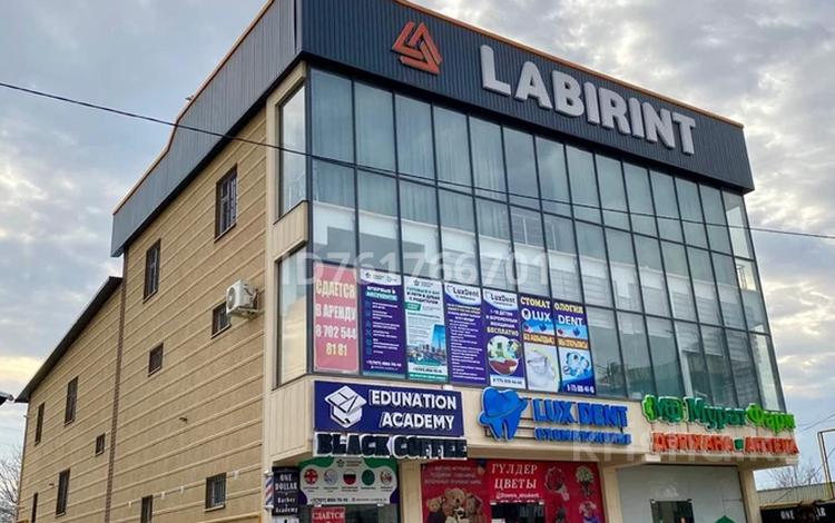 Свободное назначение, офисы, магазины и бутики, склады, салоны красоты, бани, гостиницы и зоны отдыха, фитнес и спорт, медцентры и аптеки, образование, развлечения, конференц-залы, кабинеты и рабочие места, студии · 1180 м² за 200 000 〒 в Аксукенте — фото 2