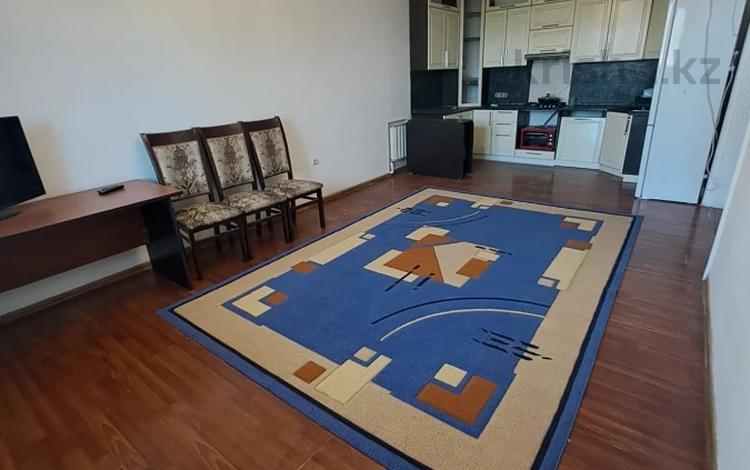 2-бөлмелі пәтер · 60 м² · 6/9 қабат, мкр Таугуль-2 14, бағасы: 46 млн ₸ в Алматы, Ауэзовский р-н — фото 15