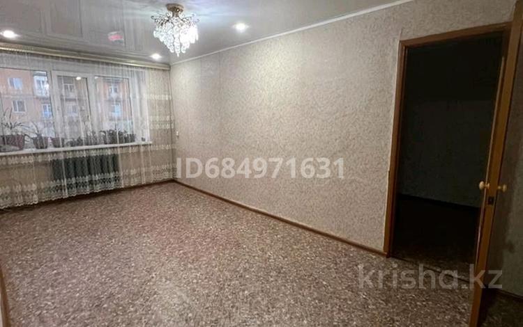 2-комнатная квартира, 49 м², 2/5 этаж, Абая за 10 млн 〒 в Балхаше — фото 2