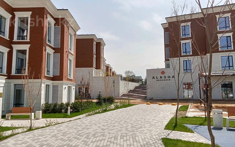 3-комнатная квартира, 108 м², 2/3 этаж, Шаймерденова 32 за 92.5 млн 〒 в Алматы, Ауэзовский р-н — фото 8