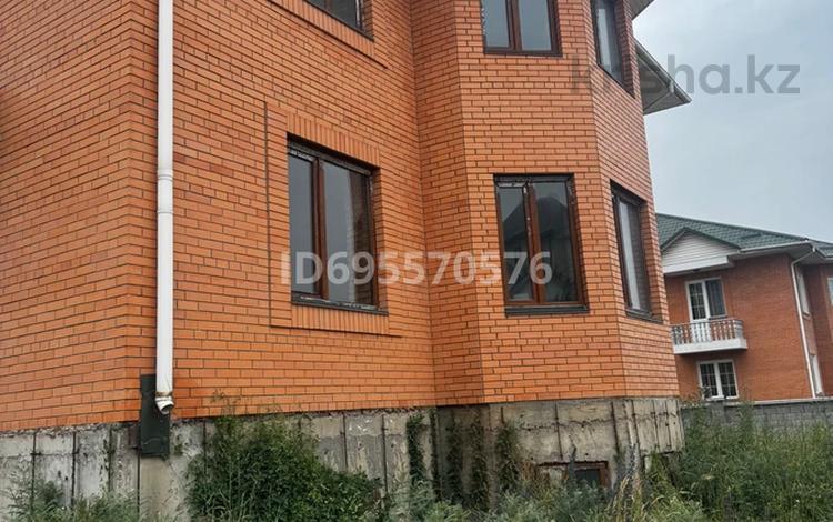 Отдельный дом · 9 комнат · 411.4 м² · 12 сот., Микрорайон Алтын Ауыл 49а — Микрорайон Алтын Ауыл напротив 52 дома за 75 млн 〒 в Каскелене — фото 11