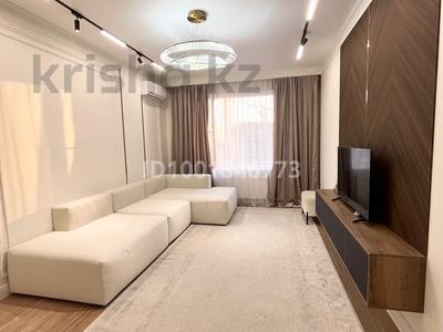 2-комнатная квартира · 56 м² · 8/14 этаж, Райымбека 210 — Ауэзова Райымбек за 18 000 〒 в Алматы, Алмалинский р-н