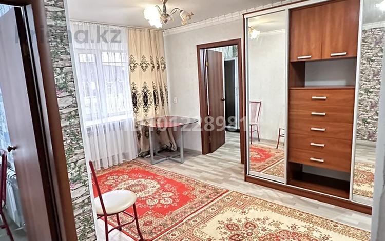 2-бөлмелі пәтер · 43 м² · 1/3 қабат, ул. Терешковой 37, бағасы: 13 млн ₸ в Караганде — фото 2