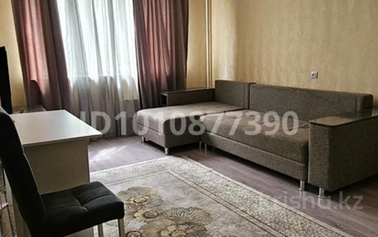 1-комнатная квартира · 40 м² · 2/9 этаж, мкр Жетысу-2 10 — Улыкбек-Саина за 210 000 ₸ в Алматы, Ауэзовский р-н — фото 2