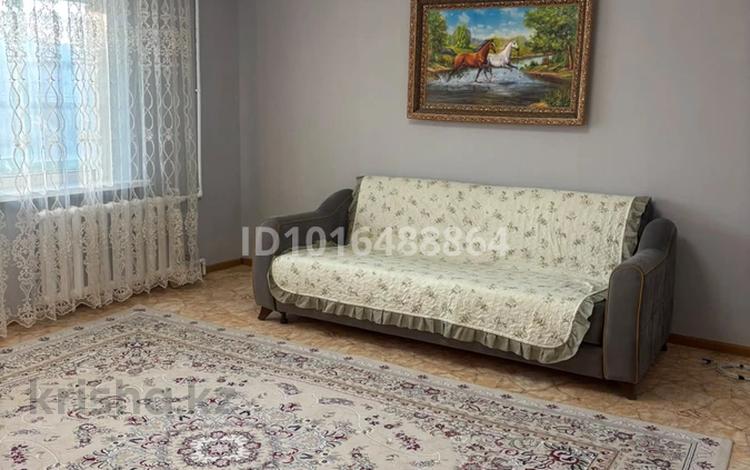 2-комнатная квартира · 53 м² · 3/5 этаж, Майкудук, Мкр Голубые пруды 11 за 170 000 ₸ в Караганде, Алихана Бокейханова р-н — фото 2