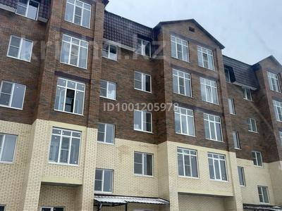 3-комнатная квартира · 74 м² · 4/5 этаж, 5 мкр. 5Н за 23.5 млн 〒 в Аксае