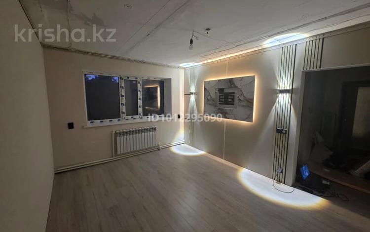 3-бөлмелі пәтер · 58 м² · 1/2 қабат, ул. Ауельбекова 48, бағасы: 13 млн ₸ в Новоишимском — фото 2