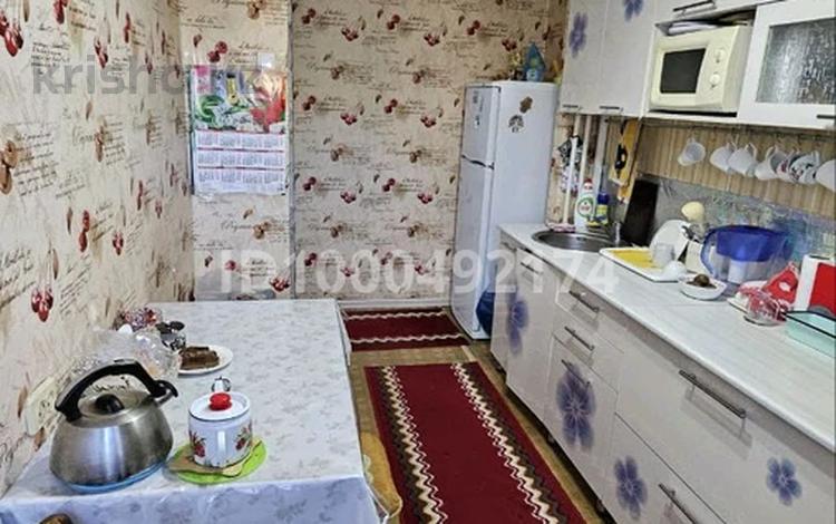 3-комнатная квартира · 58 м² · 4/5 этаж, Победы — Победы утепбаева за 27 млн ₸ в Семее — фото 20