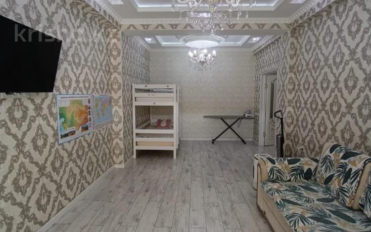 2-комнатная квартира · 78 м² · 12/14 этаж, 17-й мкр 6 за 44 млн ₸ в Актау — фото 2