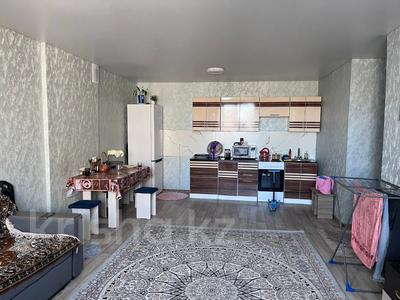 Продажа квартир в Абай обл.: 2-комнатная квартира · 59.9 м² · 6/9 этаж, Физкультурная за 20 млн 〒 2-комнатная квартира · 59.9 м² · 6/9 этаж, Физкультурная за 20 млн 〒 в Семее