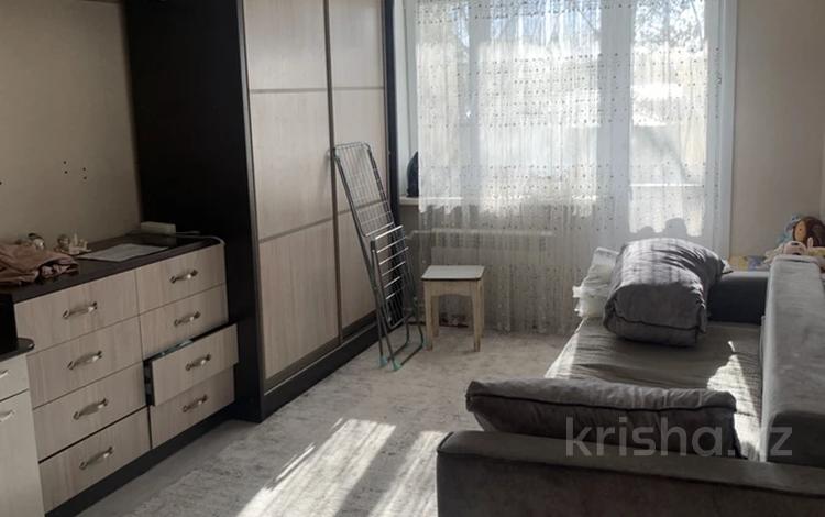 1-комнатная квартира, 34 м², 6/9 этаж, Камзина 62 за 13.5 млн 〒 в Павлодаре — фото 2