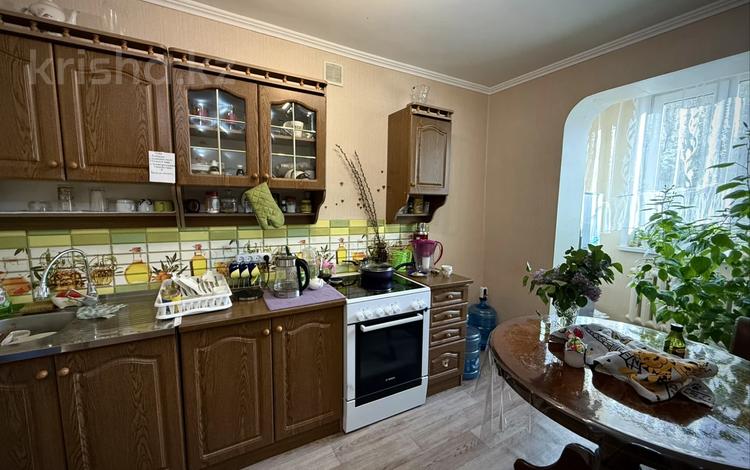 2-бөлмелі пәтер · 58 м² · 2/10 қабат, Степной 3 ш/а., бағасы: 20.5 млн ₸ в Караганде, Казыбек би р-н — фото 2