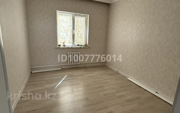 Отдельный дом · 3 комнаты · 130 м² · 6 сот., Наурыз Өтегенов за 32 млн ₸ в Атырау — фото 2