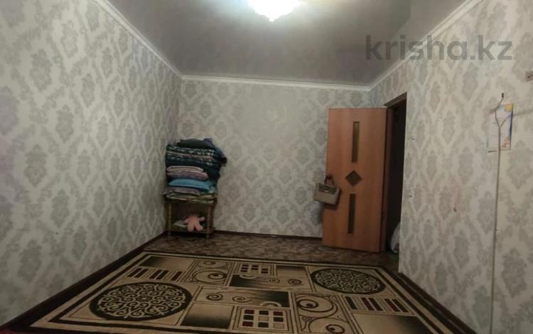 2-комнатная квартира · 52 м² · 5/9 этаж, мкр 8, санкибай батыра 169 за 13 млн ₸ в Актобе — фото 2