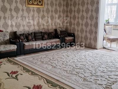 3-бөлмелі пәтер, 73 м², 1/5 қабат, мкр Восток , проспект ЖИБЕК -ЖОЛЫ 56 — Жибек Жолы /Сайрамская рядом GRAMAD, бағасы: 38.5 млн 〒 в Шымкенте, Енбекшинский р-н