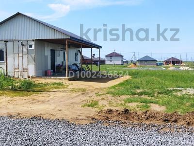 Отдельный дом · 4 комнаты · 60 м² · 10 сот., Акжар плюс 310 за 13.5 млн 〒 в Актобе, жилой массив Акжар-2