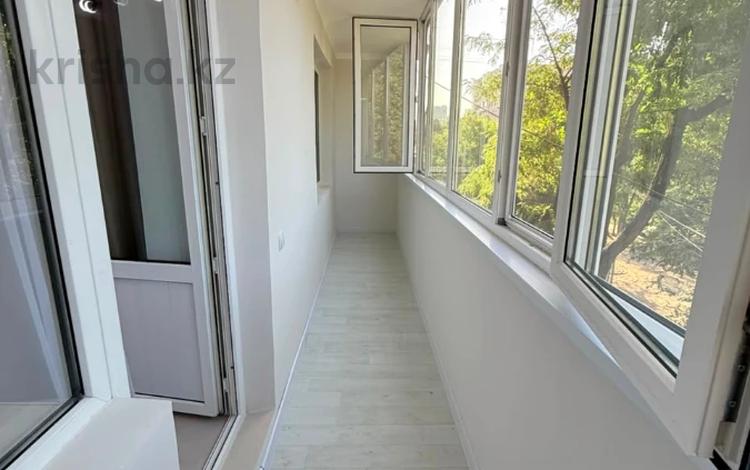 2-бөлмелі пәтер · 52 м² · 3/5 қабат, Жарокова, бағасы: 50 млн ₸ в Алматы, Бостандыкский р-н — фото 2