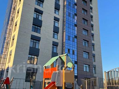 3-бөлмелі пәтер, 90 м², 1/9 қабат, Кудайбердиева 67, бағасы: 45 млн 〒 в Кокшетау