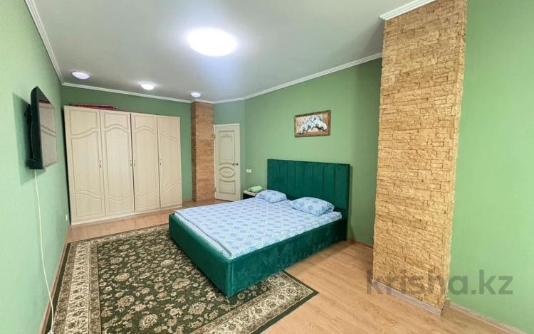 2-комнатная квартира · 81.6 м² · 18/25 этаж, мкр 11 за 26 млн ₸ в Актобе — фото 2