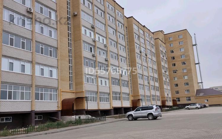 3-комнатная квартира, 132.4 м², 9/10 этаж, мкр. Батыс-2, Батыс-2 уч 19М, кор.2 — Мәңгілік Ел и Халел Домұхамедулы за 28.7 млн 〒 в Актобе, мкр. Батыс-2 — фото 16