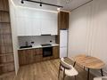 2-комнатная квартира · 42 м² · 11/12 этаж, Жумекен Нажимеденов 28 за 300 000 ₸ в Астане, Сарайшык р-н — фото 3