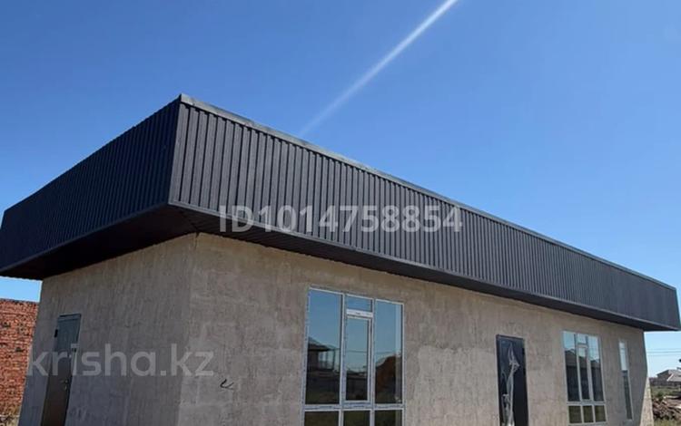 Отдельный дом · 3 комнаты · 75 м² · 10 сот., Мағжан жұмабаев 120 — IT школа за 20 млн ₸ в Караоткеле — фото 2