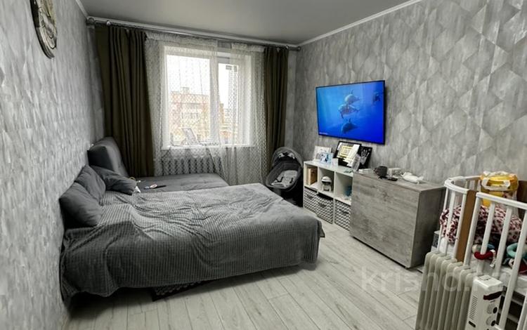 1-комнатная квартира, 34.1 м², 9/9 этаж, естая 91 за 14.8 млн 〒 в Павлодаре — фото 2