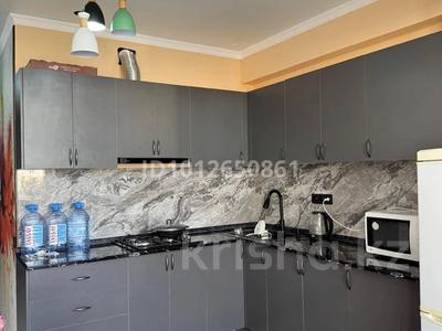 2-бөлмелі пәтер · 60 м² · 2/5 қабат, Абылай хана 2/5 — Возле СДУ, бағасы: 250 000 ₸ в Каскелене
