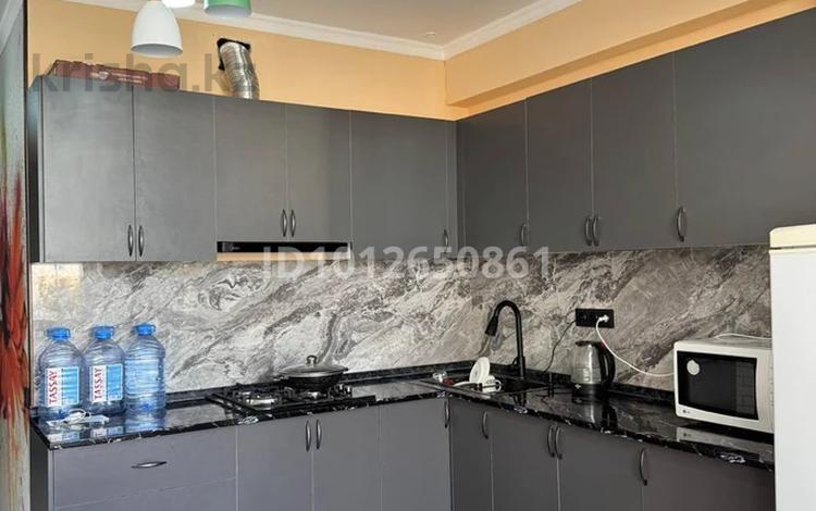 2-бөлмелі пәтер · 60 м² · 2/5 қабат, Абылай хана 2/5 — Возле СДУ, бағасы: 250 000 ₸ в Каскелене — фото 2