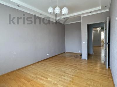 3-бөлмелі пәтер · 82.5 м² · 11/12 қабат, Валиханова 1 — Иманова, бағасы: 40 млн ₸ в Астане, р-н Байконур