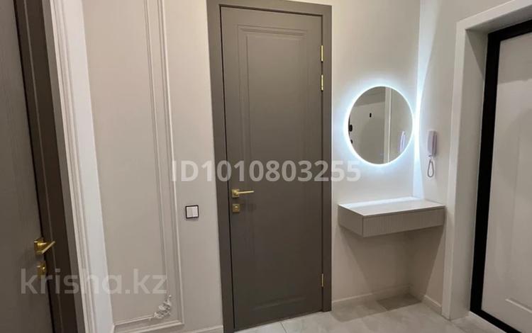 2-комнатная квартира · 45 м² · 3 этаж, Шамши Калдаяков 25 за 280 000 〒 в Астане, Сарайшык р-н — фото 2