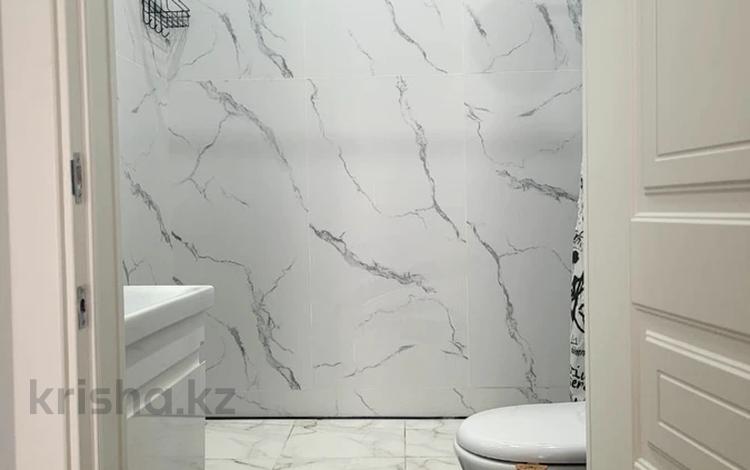 2-комнатная квартира · 73.4 м² · 3/5 этаж, алтын орда 7г/1 за 29.5 млн 〒 в Актобе — фото 2