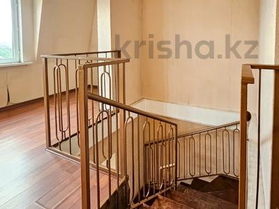3-комнатная квартира · 147 м² · 9/9 этаж, Райымбека 481в за 53 млн ₸ в Алматы, Алатауский р-н