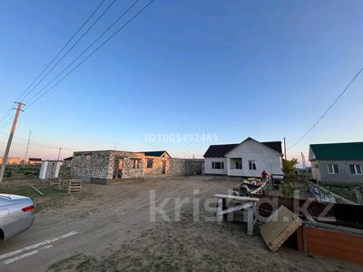 Отдельный дом · 3 комнаты · 140 м² · 8 сот., Жанаталап 24/13 — Жанаталап за 18.8 млн 〒 в Атырау