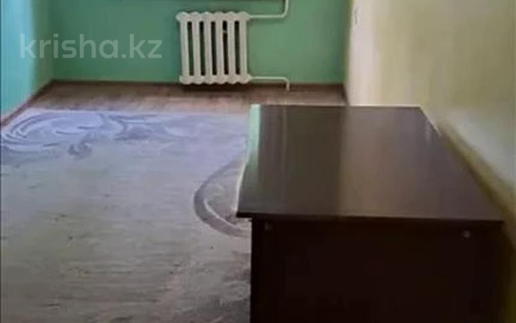 3-бөлмелі пәтер · 60 м² · 2/4 қабат, №1 ш/а., бағасы: 35.5 млн ₸ в Алматы, Ауэзовский р-н — фото 2