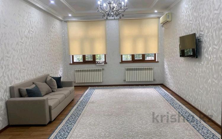 3-комнатная квартира · 120 м² · 1/5 этаж, 17 мкр 27 — Жк Галант хаус за 250 000 ₸ в Шымкенте — фото 19