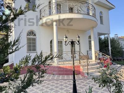 Жеке үй · 4 бөлме · 320 м², мкр Коктобе — Кыз жибек, бағасы: 1.8 млн 〒 в Алматы, Медеуский р-н