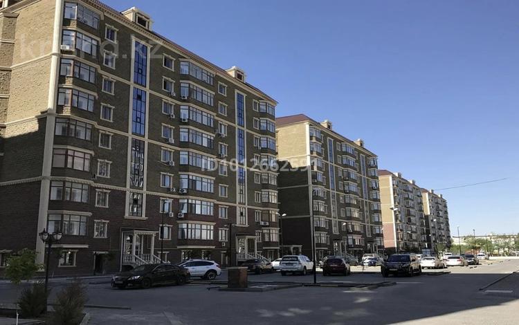 5-бөлмелі пәтер · 154.1 м² · 8/9 қабат, Валиханова 21, бағасы: ~ 82 млн ₸ в Атырау — фото 2