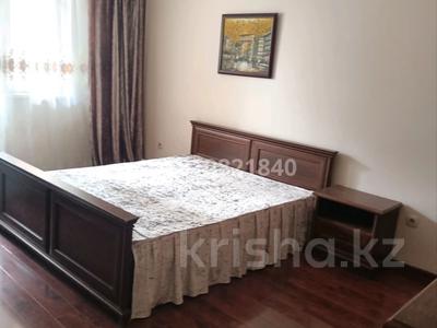 2-бөлмелі пәтер · 81 м² · 8/12 қабат, мкр Жетысу-3 55, бағасы: 280 000 〒 в Алматы, Ауэзовский р-н