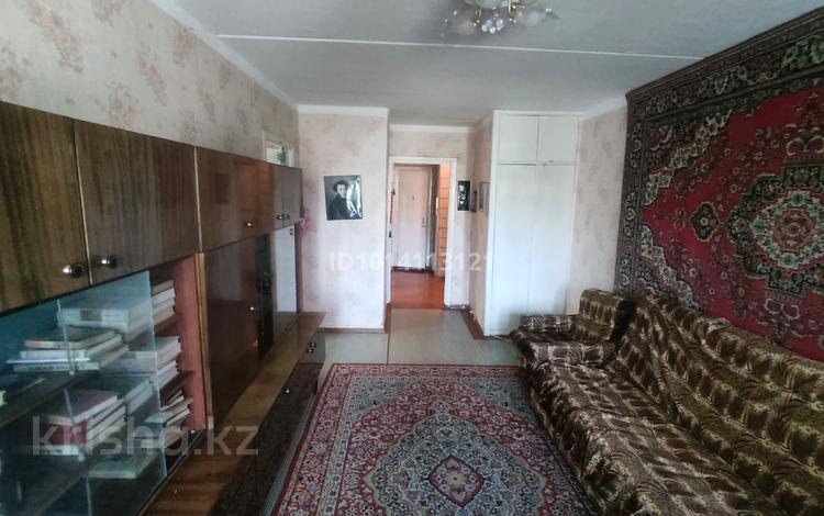 3-бөлмелі пәтер · 52 м² · 2/5 қабат, 1 микрорайон 2 дом, бағасы: 3 млн ₸ в Качаре — фото 2