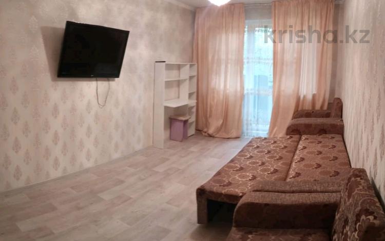 1-бөлмелі пәтер · 38 м² · 2/9 қабат, мкр Аксай-1 — Толе би, бағасы: 150 000 ₸ в Алматы, Ауэзовский р-н — фото 2