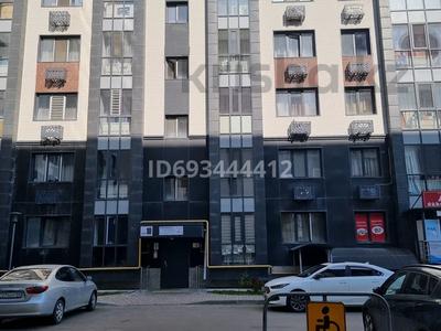 3-бөлмелі пәтер, 70 м², 8/9 қабат ай сайын, мкр Кайрат, Сарыарка — Рыскулова - Айша биби, бағасы: 280 000 〒 в Алматы, Турксибский р-н