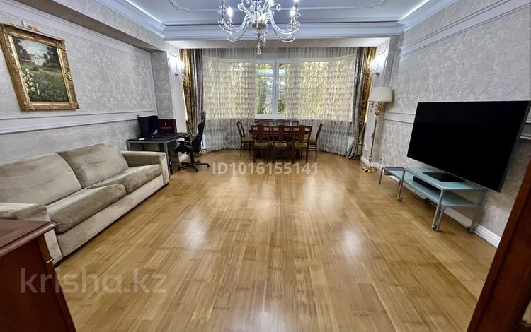 3-бөлмелі пәтер · 140 м² · 2/6 қабат, Курмангазы 141 — Река Есентай, бағасы: 170 млн ₸ в Алматы, Алмалинский р-н — фото 2