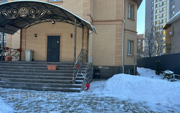 Жеке үй · 5 бөлме · 503 м² · 9 жүзд., Ходжанова, бағасы: 5 млн ₸ в Алматы, Медеуский р-н — фото 3