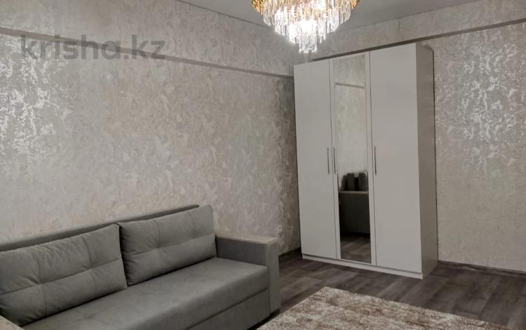 1-комнатная квартира · 33 м² · 5/5 этаж, мкр Жулдыз-2 33 за 170 000 ₸ в Алматы, Турксибский р-н — фото 2