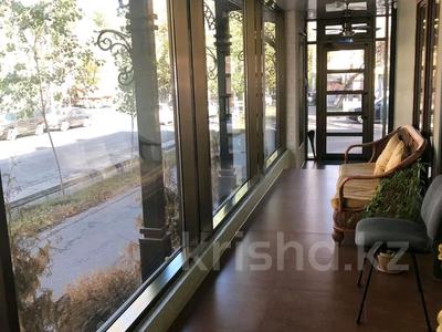 Кеңселер, медорталықтар мен дәріханалар, білім орталықтары, конференц-залдар, кабинеттер және жұмыс орындары, студиялар · 72 м², бағасы: 620 000 ₸ в Алматы, Бостандыкский р-н