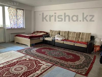 1-бөлмелі пәтер · 55 м² · 1/5 қабат, Абылай хана 2/5, бағасы: 20.5 млн 〒 в Каскелене