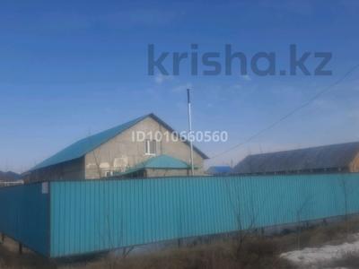 Отдельный дом · 6 комнат · 200 м² · 10 сот., жилой массив Бауырластар, Халифа алтай 21 — Халифа алтай тараз ақжүніс жанайым за 32 млн ₸ в Актобе