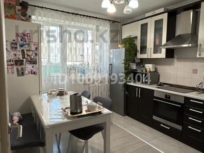 3-комнатная квартира · 80 м² · 3/6 этаж, Жургенова 27 за 40 млн ₸ в Астане, Алматы р-н